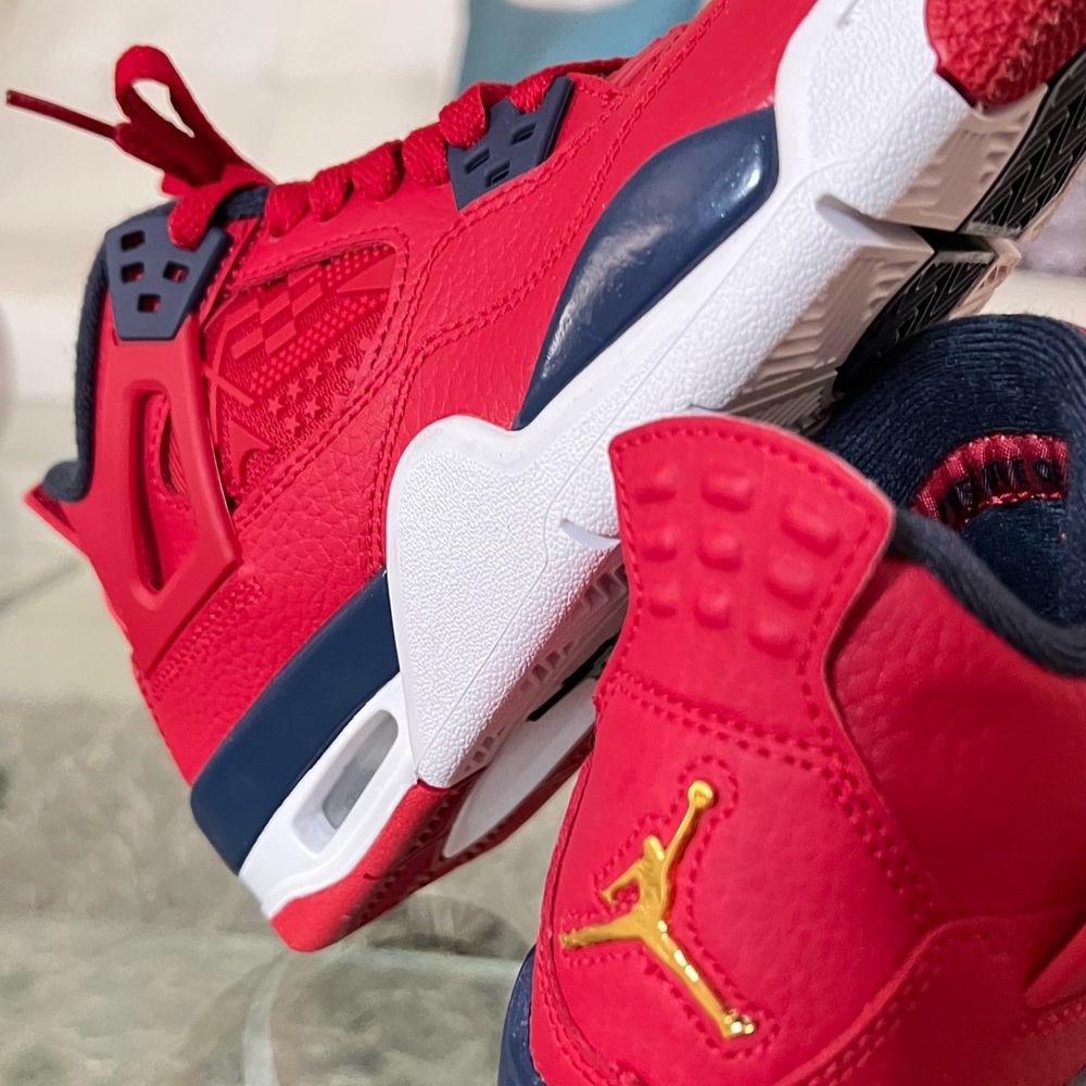 AIR JORDAN 4 Retro NEW - Picture 13 of 13